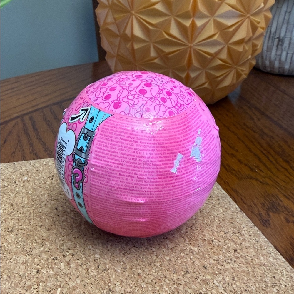 NEW L.O.L. Surprise! Pet from the Eye Spy Series Blind Toys - Picture 2 of 4